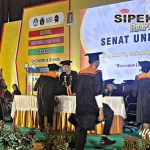 Belajar Hingga Larut Malam, Kunci Sukses Wisudawati ini Raih IPK Tertinggi