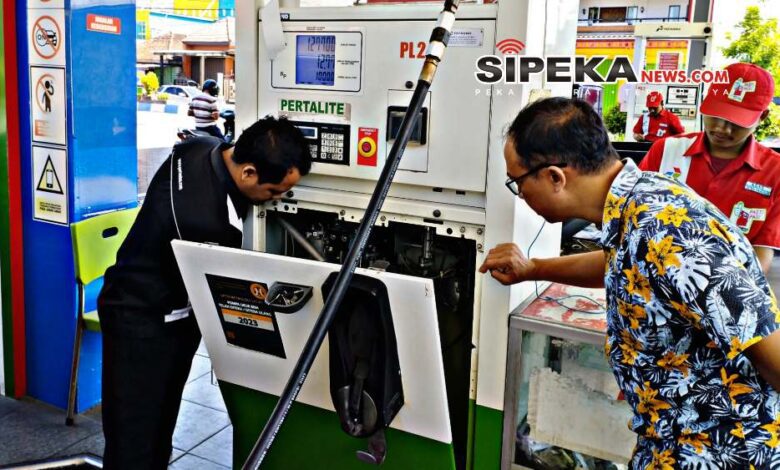 Jelang Mudik Lebaran, Polres Ponorogo Sidak SPBU untuk Pastikan Stok dan Takaran BBM Aman