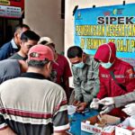 Polres Ponorogo Gelar Pemeriksaan Kesehatan Sopir di Terminal Seloaji untuk Memastikan Perjalanan Mudik Aman