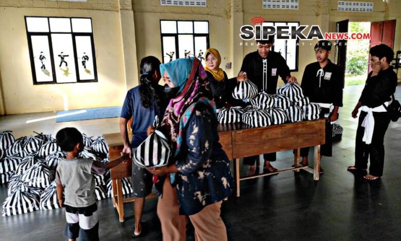 Kegiatan Bakti Sosial PSHT Kota Kediri Menyambut Idul Fitri