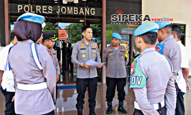 Jelang Putusan MK, Polres Jombang Siagakan Personel Amankan Gedung KPU dan Bawaslu Jombang