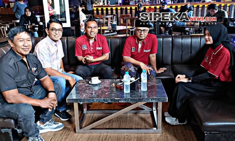 Inter Kediri Gelar Launching Tim di LUV Cafe, Gus Qowim dan Vinanda Hadir Berikan Dukungan