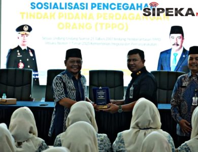 Lindungi Pelajar dari Jerat TPPO, Imigrasi Kediri Edukasi Siswa SMAN 1 Jombang Lindungi Pelajar dari Jerat TPPO, Imigrasi Kediri Edukasi Siswa SMAN 1 Jombang
